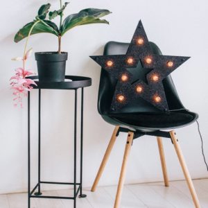 Чёрная звезда с блёстками и лампочками в стиле Loft – декор от Family Lights