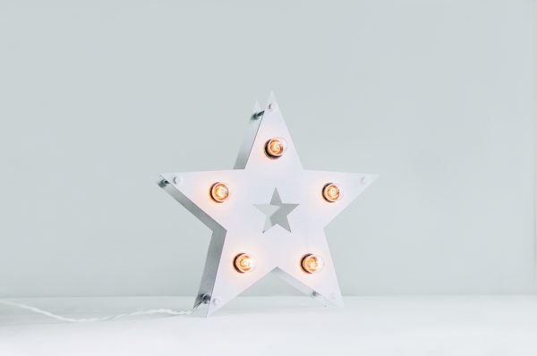 Белая звезда с лампочками в стиле Loft – декор от Family Lights
